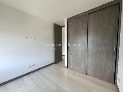 Apartamento de 3 alcobas en arriendo en Envigado, Envigado, 82 m² · foto 12 de 16