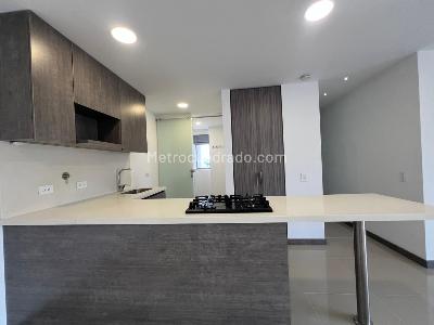Apartamento de 3 alcobas en arriendo en Envigado, Envigado, 82 m² · foto 8 de 16