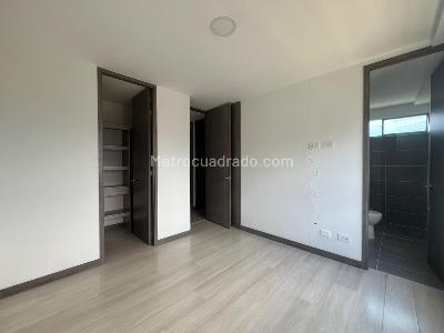 Apartamento de 3 alcobas en arriendo en Envigado, Envigado, 82 m² · foto 9 de 16