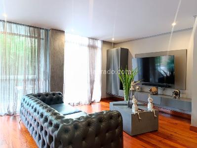 Apartamento de 3 alcobas en arriendo en El Poblado, Medellín, 270 m² · foto 2 de 18