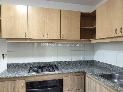 Apartamento de 3 alcobas en arriendo en El Poblado, Medellín, 94 m² · foto 5 de 17