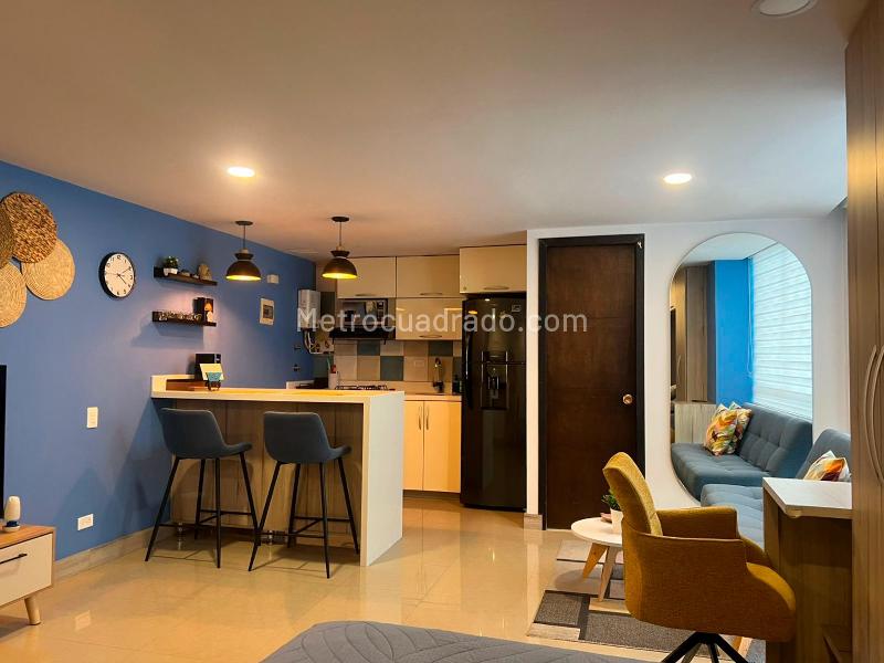Furnished 1BR Apartaestudio for Rent in El Poblado, Medellín - 2