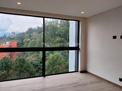 Apartamento de 1 alcoba en venta en El Poblado, Medellín, 82 m² · foto 11 de 17