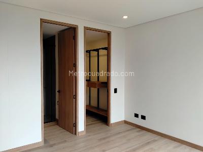 Apartamento de 1 alcoba en venta en El Poblado, Medellín, 82 m² · foto 12 de 17