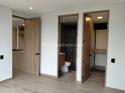 Apartamento de 1 alcoba en venta en El Poblado, Medellín, 82 m² · foto 13 de 17