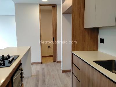 Apartamento de 1 alcoba en venta en El Poblado, Medellín, 82 m² · foto 7 de 17