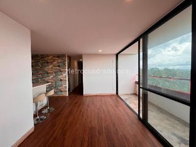 Apartamento de 3 alcobas en venta en Rionegro, Rionegro, 74 m² · foto 2 de 16