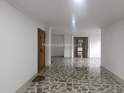 Apartamento de 3 alcobas en arriendo en San Lucas, Medellín, 145 m² · foto 4 de 20