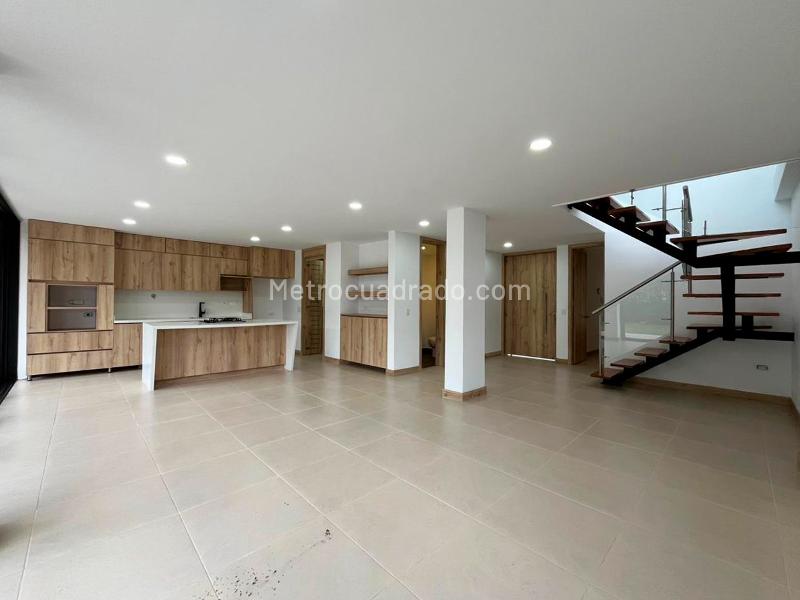4BR House in EL RETIRO (250 m²) - 2