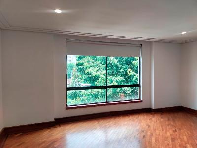 Apartamento de 4 alcobas en arriendo en El Poblado, Medellín, 220 m² · foto 10 de 19