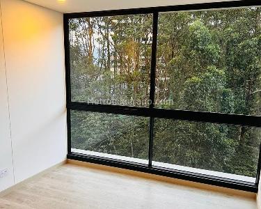 Apartamento de 2 alcobas en arriendo en Altos Del Poblado, Medellín, 108 m² · foto 12 de 17