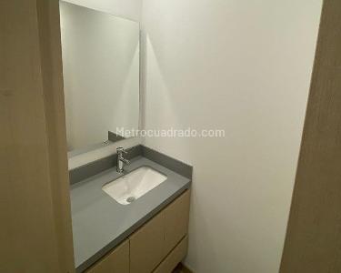 Apartamento de 2 alcobas en arriendo en Altos Del Poblado, Medellín, 108 m² · foto 16 de 17