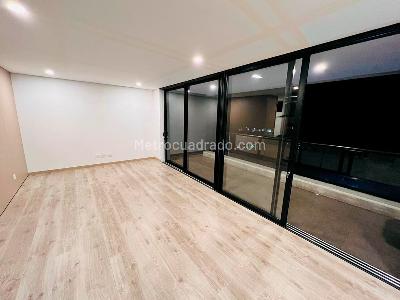 Apartamento de 2 alcobas en arriendo en Altos Del Poblado, Medellín, 108 m² · foto 2 de 17