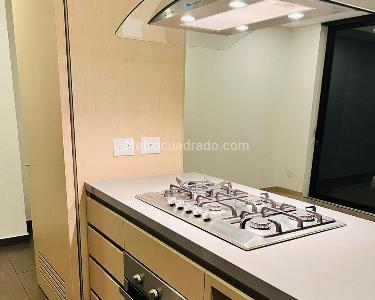 Apartamento de 2 alcobas en arriendo en Altos Del Poblado, Medellín, 108 m² · foto 9 de 17