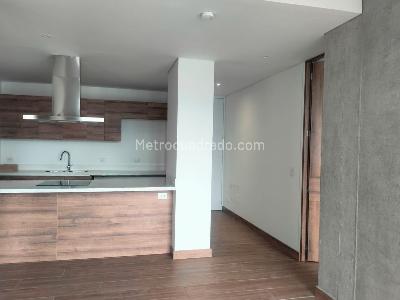 Apartamento de 2 alcobas en venta en El Poblado, Medellín, 75 m² · foto 4 de 15