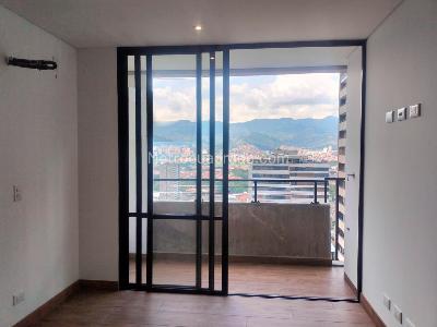 Apartamento de 2 alcobas en venta en El Poblado, Medellín, 75 m² · foto 8 de 15