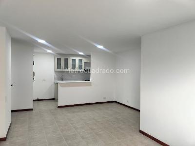 Apartamento de 2 alcobas en arriendo en El Poblado, Medellín, 78 m² · foto 3 de 14