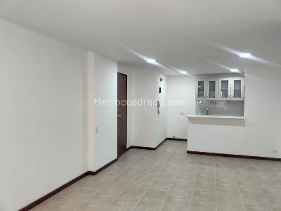 Apartamento de 2 alcobas en arriendo en El Poblado, Medellín, 78 m² · foto 4 de 14