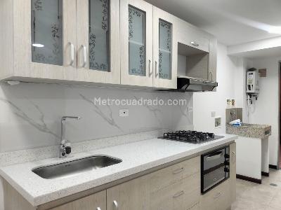Apartamento de 2 alcobas en arriendo en El Poblado, Medellín, 78 m² · foto 6 de 14