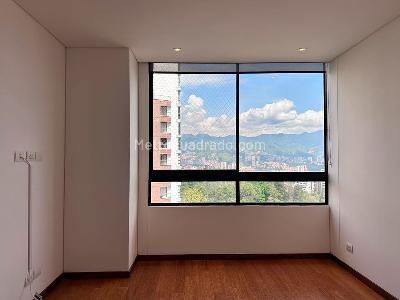 Apartamento en venta en El Poblado, Medellín · foto 13 de 20