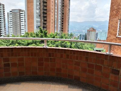 Apartamento de 3 alcobas en arriendo en Castropol, Medellín, 137 m² · foto 20 de 20