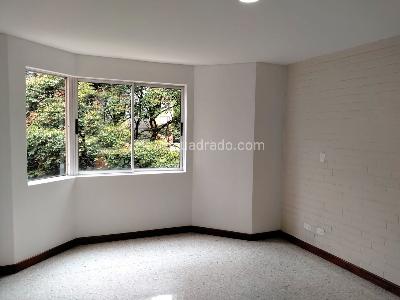 Apartamento de 3 alcobas en arriendo en Castropol, Medellín, 137 m² · foto 8 de 20