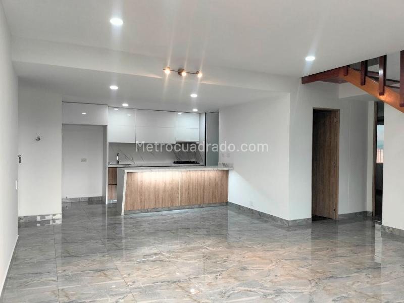 4BR Apartment in EL POBLADO (131 m²) - 4