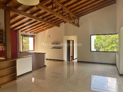 Casa en Arriendo, RIONEGRO, Rionegro en Rionegro, de Prointegral S. A. M.a. V. U 00048/09 Scm