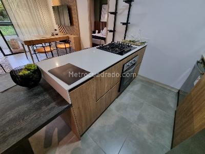 Apartamento de 2 alcobas en venta en El Poblado, Medellín, 87 m² · foto 3 de 8