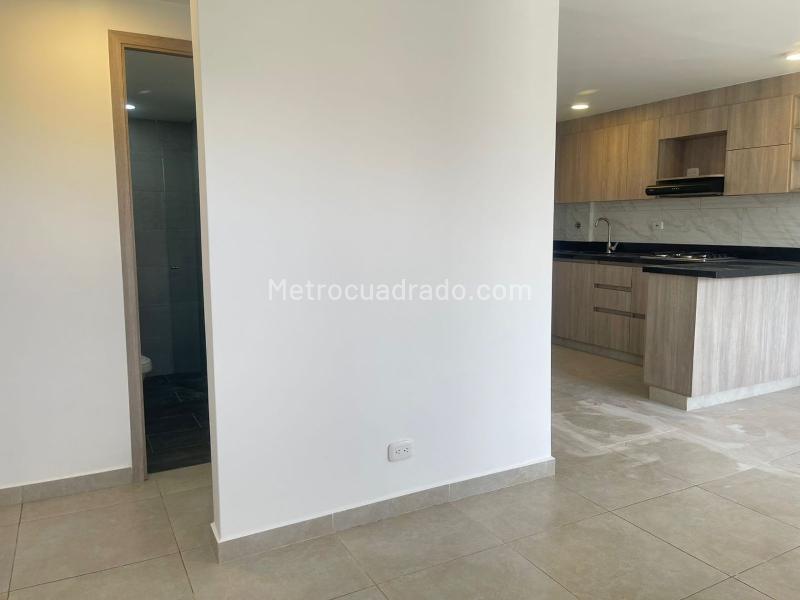 Apartamento en arriendo en Sabaneta (Unidad cerrada) - 4