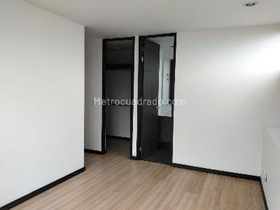 Apartamento en venta en El Poblado, Medellín · foto 13 de 19