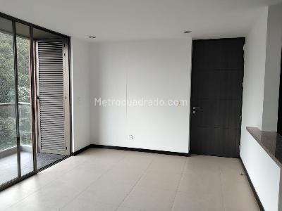 Apartamento en venta en El Poblado, Medellín · foto 3 de 19