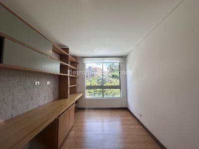Apartamento de 3 alcobas en venta en Los Balsos, Medellín, 170 m² · foto 10 de 18
