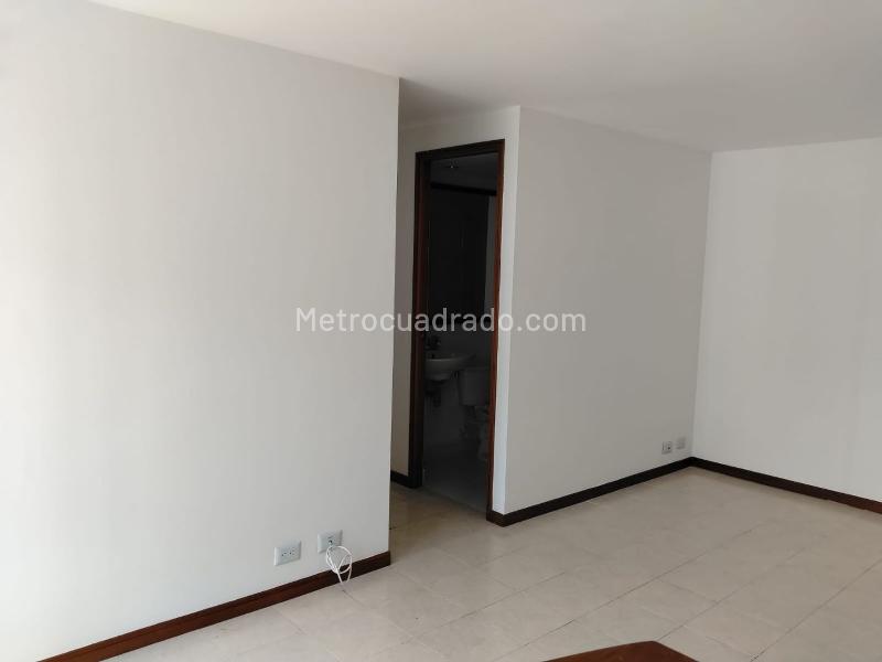 3BR Apartment in EL POBLADO (72 m²) - 3