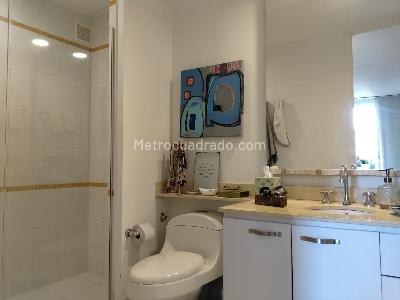 Apartamento en venta en El Poblado, Medellín · foto 11 de 12
