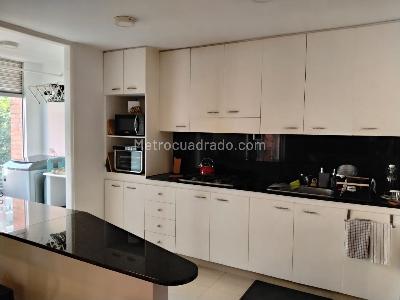 Apartamento en venta en El Poblado, Medellín · foto 6 de 12