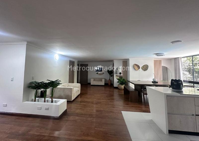 Apartamento en Arriendo, EL POBLADO, Medellín - Ansicht 2