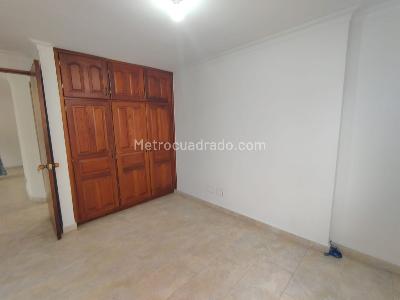 Apartamento de 2 alcobas en arriendo en Los Balsos, Medellín, 90 m² · foto 11 de 15