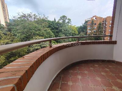 Apartamento de 2 alcobas en arriendo en Los Balsos, Medellín, 90 m² · foto 15 de 15