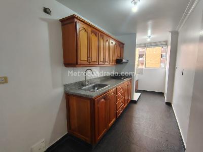 Apartamento de 2 alcobas en arriendo en Los Balsos, Medellín, 90 m² · foto 6 de 15