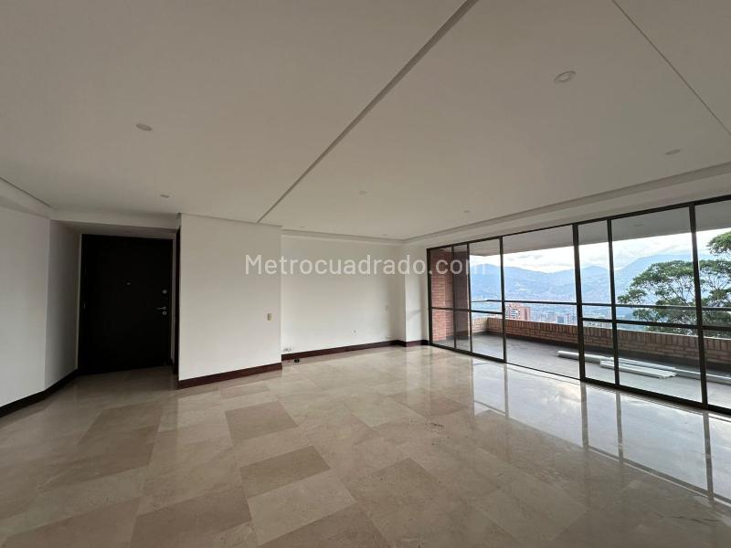 Apartamento en Arriendo, EL POBLADO, Medellín - Widok 2