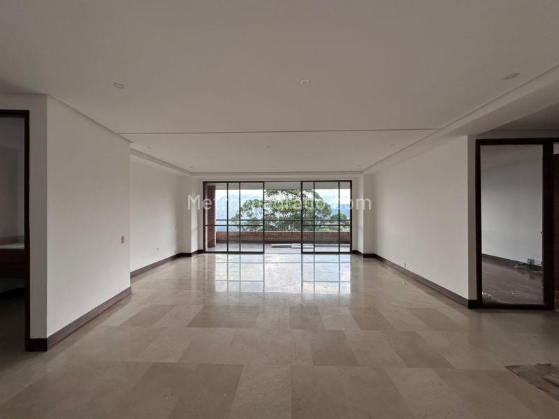 Apartamento en Arriendo, EL POBLADO, Medellín - Widok 3