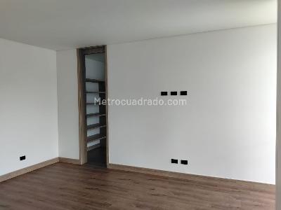 Apartamento de 3 alcobas en venta en El Poblado, Medellín, 192 m² · foto 12 de 19