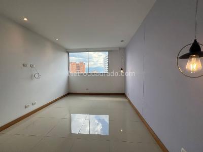 Apartamento de 2 alcobas en venta en Envigado, Envigado, 80 m² · foto 10 de 16