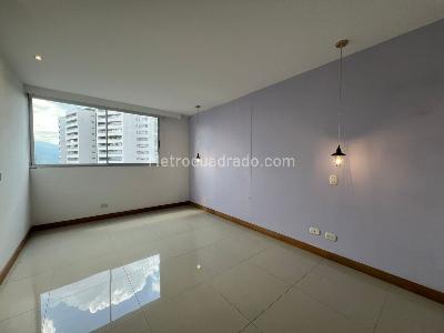 Apartamento de 2 alcobas en venta en Envigado, Envigado, 80 m² · foto 11 de 16