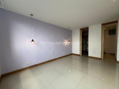 Apartamento de 2 alcobas en venta en Envigado, Envigado, 80 m² · foto 13 de 16
