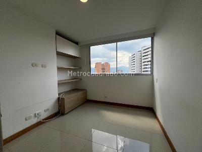 Apartamento de 2 alcobas en venta en Envigado, Envigado, 80 m² · foto 14 de 16