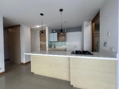 Apartamento de 2 alcobas en venta en Envigado, Envigado, 80 m² · foto 7 de 16