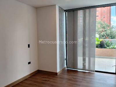 Apartamento en venta en El Poblado, Medellín · foto 12 de 19