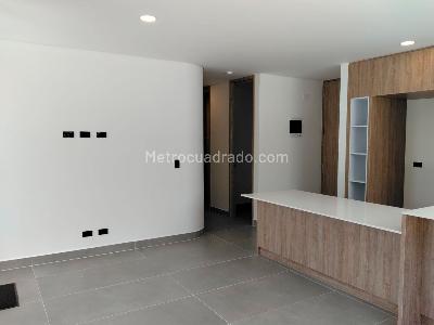 Apartamento en venta en El Poblado, Medellín · foto 4 de 19